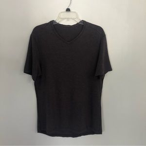 Lululemon Men V-Neck Short Sleeve T-Shirt Sz M